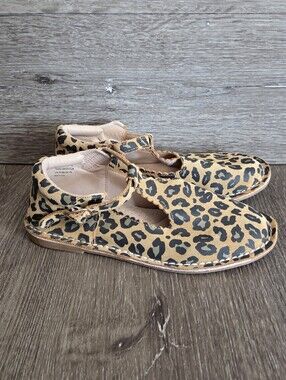 Monkey Feet Leopard Print T-Strap Mary Jane Shoes Size 6